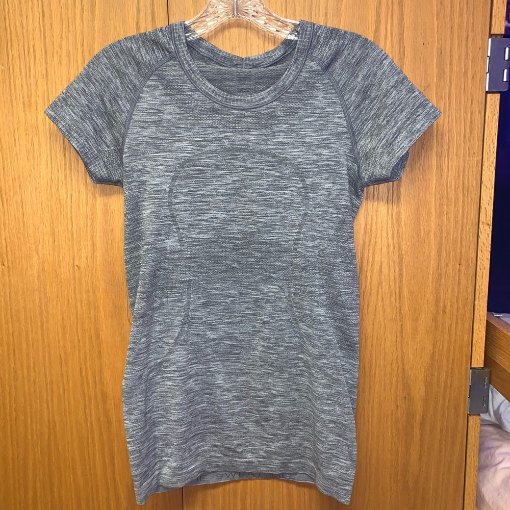 Lululemon Swiftly Tech Short Sleeve Crew